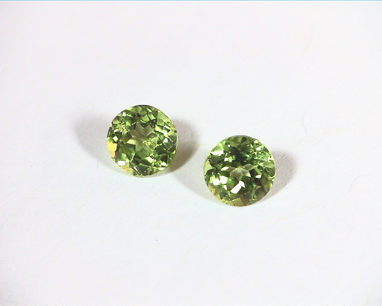 Peridot Natural Genuine Gemstone Matched Pair 1.09 CT GSG,461 - Image 4