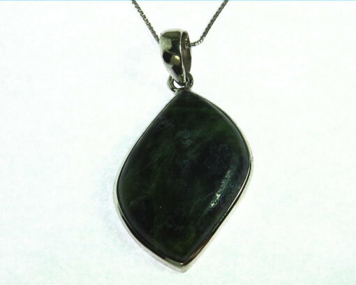 Jade (Australian) National Genuine Gemstone Set in Silver Pendent PSS,1137
