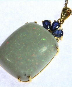 Australian Opal pendent