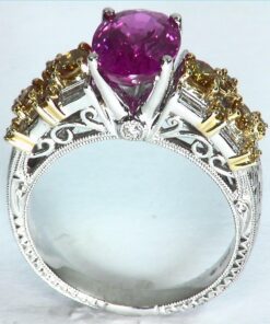 Pink Sapphire 18 kt Gold Engagement Ring in a unique DesignRFK,263
