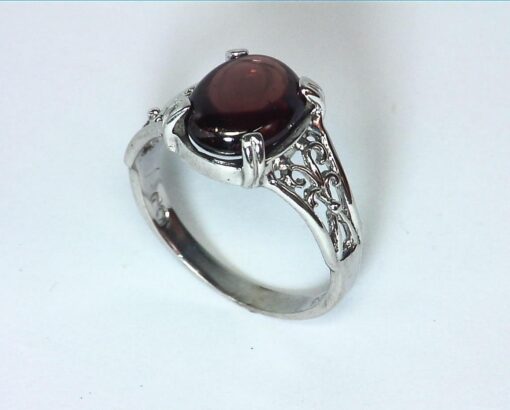Garnet Cabochon Sterling Silver Ring.