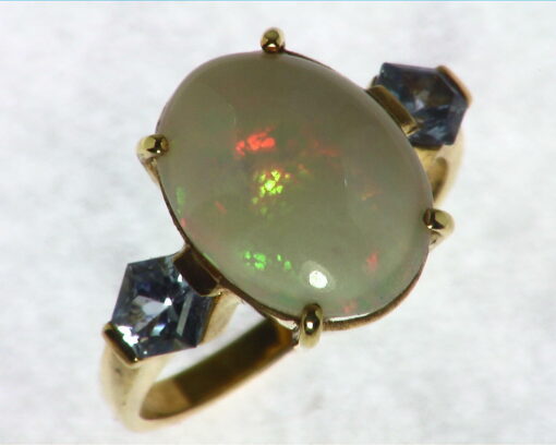 Opal Natural Genuine Gemstone set in 14kt yellow Gold Lady,s Ring RFK,297