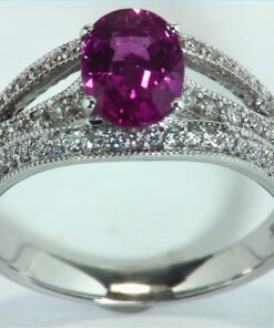 Pink Sapphire 18 kt Gold Engagement Ring in a unique DesignRFK,305