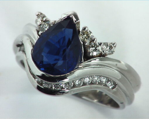 Blue Ceylon Sapphires Engagement Ring 18kt Lady,s Ring RFK,307