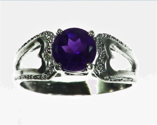 Amethyst Genuine Gemstone set in sterling silver Lady,s ring RSS1072