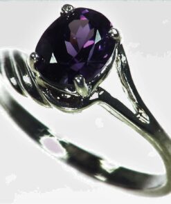Amethyst Genuine Gemstone set in sterling silver Lady,s ring RSS1073