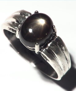 Black Star Sapphire Natural genuine Gemstone set in Sterling Silver Ring.RSS486