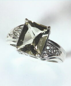 Labradorite Gemstone Natural genuine Gemstone set in Sterling Silver Ring,545