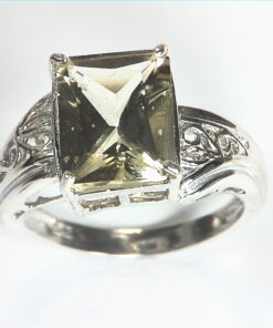 Labradorite Gemstone Natural genuine Gemstone set in Sterling Silver Ring,545