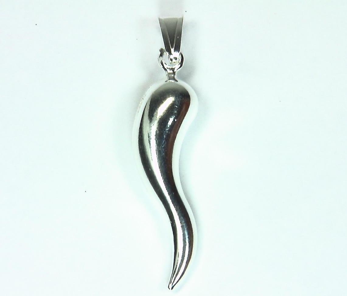 Beautiful Italian Horn Good Luck Rhodium Plated Sterling Silver Necklace 18"