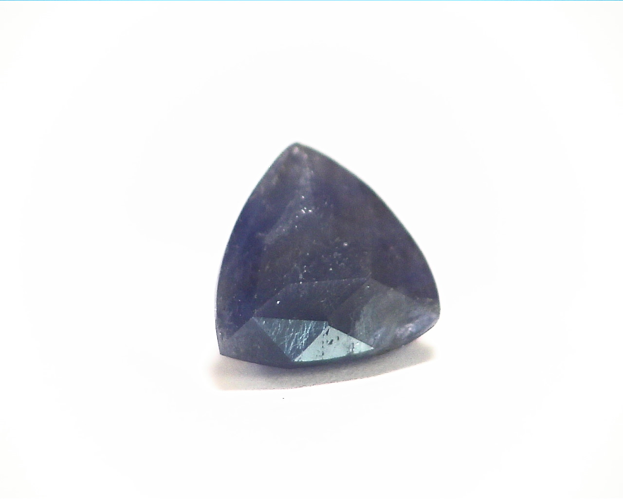 Blue Sapphire Trilliant cut  Unheated Natural Genuine Gemstone GSG,438 - Image 2