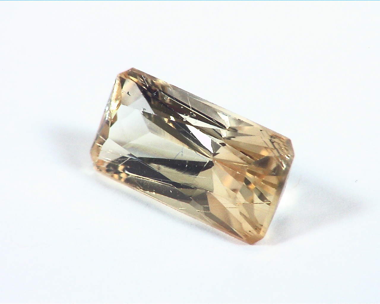 Imperial Topaz Natural Genuine Faceted Gemstone GRG,614 - Image 4