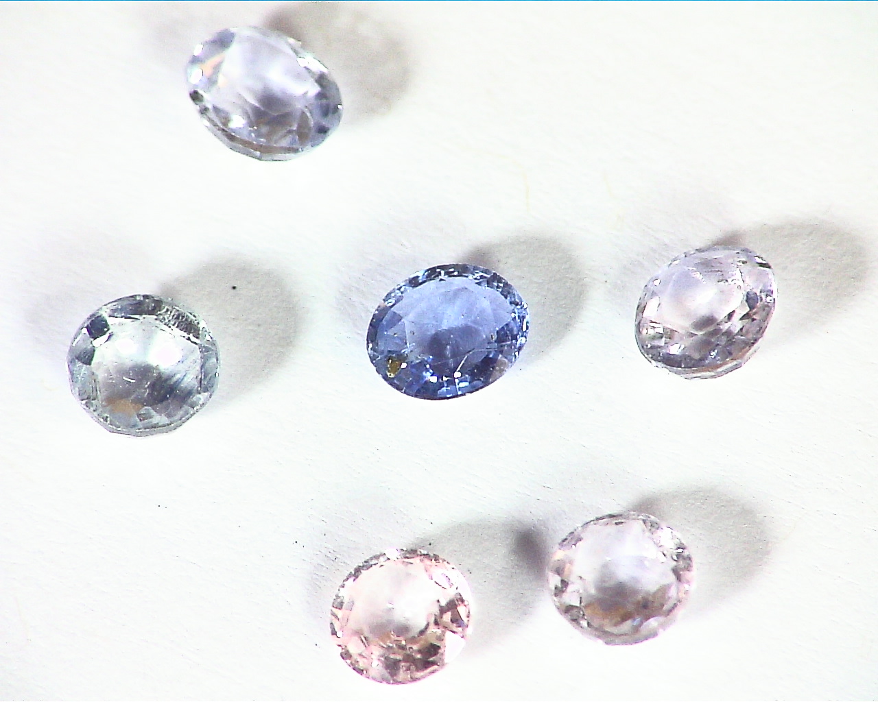 White Sapphire and Blue Sapphire Natural Genuine Gemstones 4.37 CT GPG 393 - Image 4