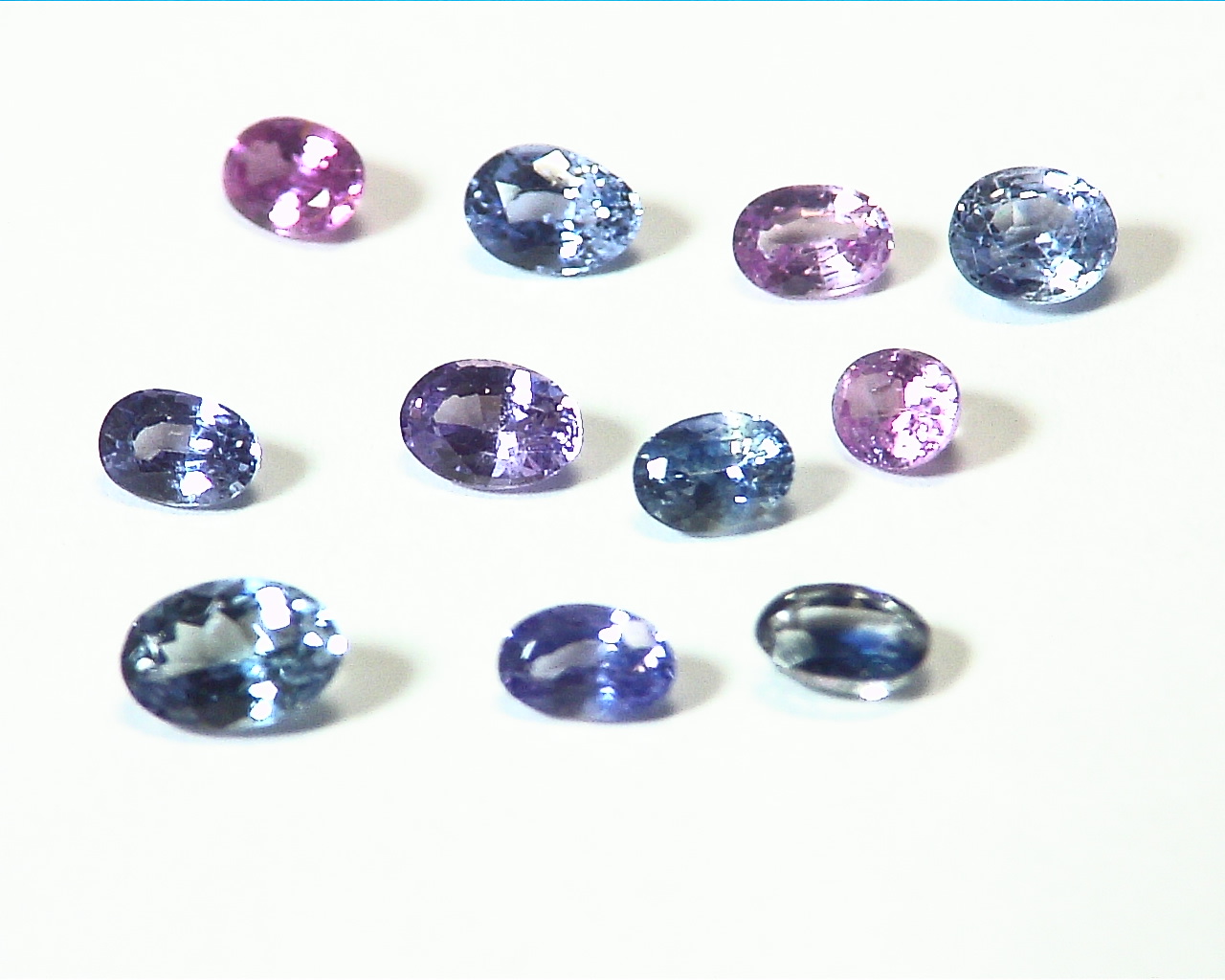 Blue and Pink Sapphire Natural Genuine Gemstones Sri Lanka, 4.00 CT GPG,534 - Image 3