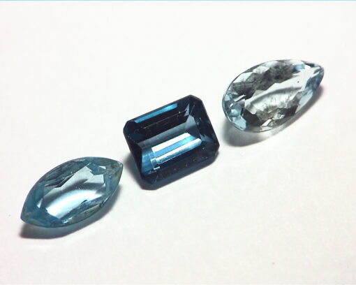 Blue Topaz Natural Genuine Gemstones 4.01 CT GSG 20