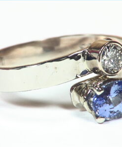 Alternative view of Blue Ceylon Sapphire Diamond Engagement Ring 14,kt Lady's Ring RFK,459
