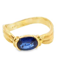 Blue Sapphire Sri Lanka Genuine 18 KT, Yellow Gold Engagement Ring H24