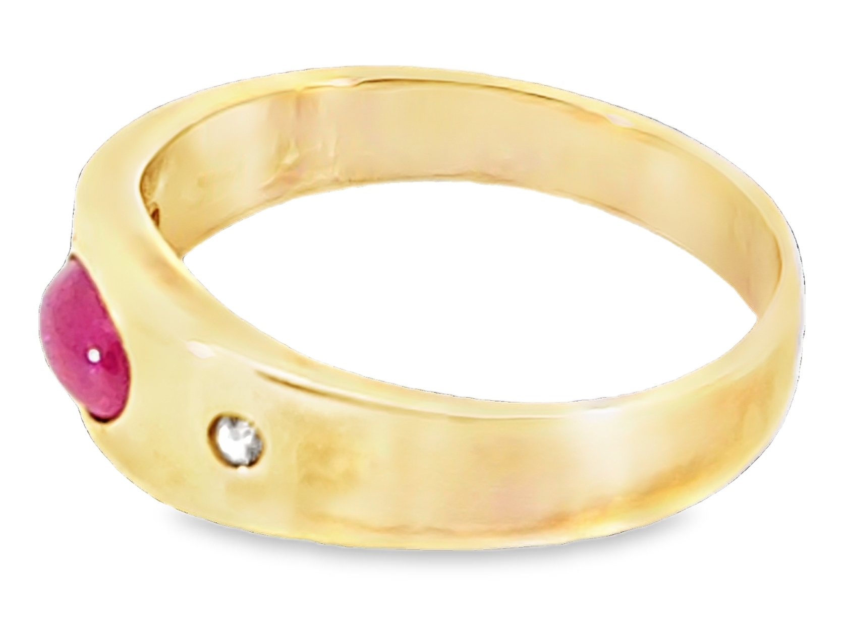 Natural Genuine Ruby Cabochon set in 14 kt Yellow Gold Lady's Ring H72 - Image 3