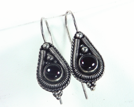 Garnet Cabasson Set in Sterling Silver Earring, 862 - Image 4