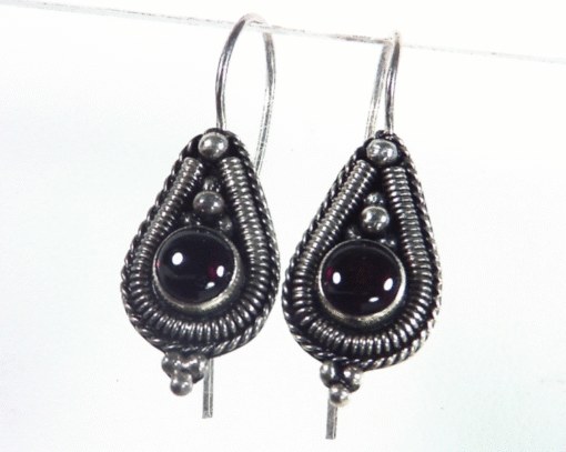 Garnet Cabasson Set in Sterling Silver Earring, 862 - Image 3